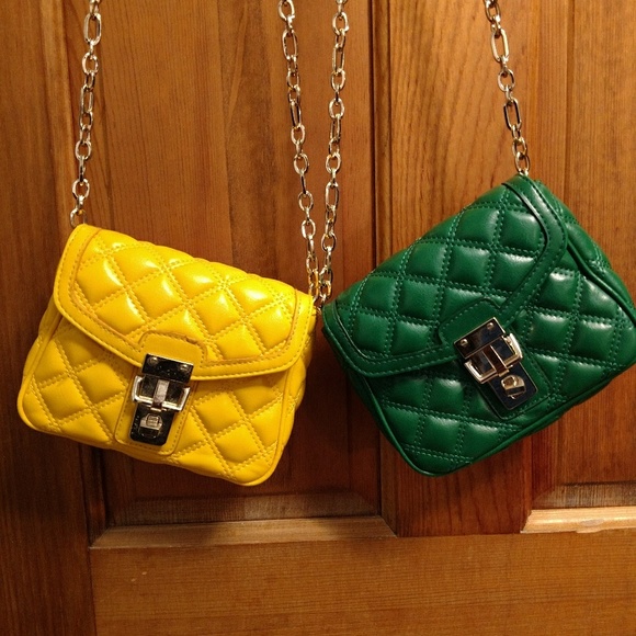 Banana Republic Handbags - Quilted crossbody